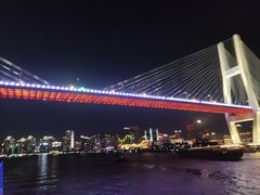 -黄浦江游览十六铺3号码头网红自助餐