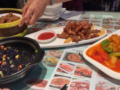 -雍哲港式餐厅(现代广场店)
