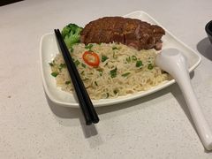 烧腊出前一丁-壹间茶餐厅(天娱广场店)
