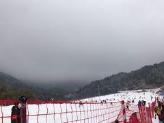 -大别山南武当滑雪场