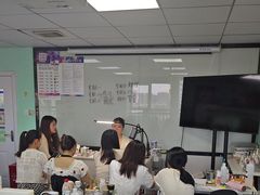 -首脑美容美发化妆美甲培训学校(长沙校区)