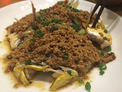 豆酥蒸黄鱼-茶米烧腊茶餐厅(石龙店)