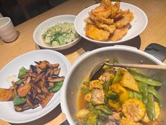 -关东小磨东北菜(上海长风大悦城店)