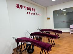 -百家筝鸣古筝艺术中心(瑞基大厦观前校区)