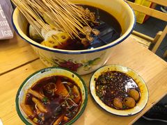 -拈签一笑黄牛肉辣卤串串