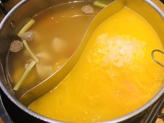 金银酸汤鸳鸯锅-左庭右院鲜牛肉火锅(南通CBD大有境店)