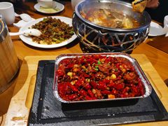 -隔壁老王·家常云南菜(花巷店)