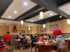 大堂-拾来运转一锅鲜(四方坪总店)