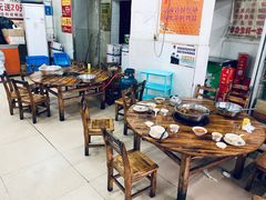 大堂-周良天山牛杂城(天山路总店)