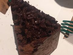 浓醇三重黑巧克力蛋糕-星巴克(北京首都国际机场7店)