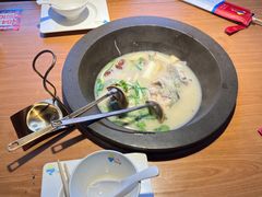 -咕嘟草帽鱼·牛奶一样的鲜鱼汤(天鹅湖万达广场店)