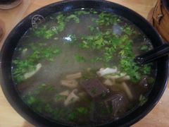 -百年尹氏汤包(湖南路狮子桥店)