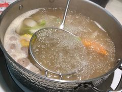 -左庭右院鲜牛肉火锅(浦江欢乐颂店)