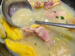 -沪华海鲜大酒楼(南汇店)