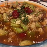 简洁大方，服务员态度非常好