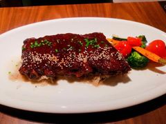 自酿啤酒脆皮烤猪肘-Ambra Haus琥珀屋精酿餐厅(宝山店)