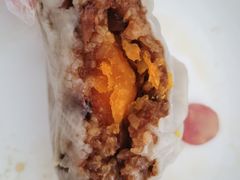 咸蛋黄大烧卖-白玉兰食品(中山公园龙之梦店)
