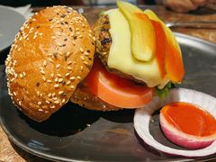 -Let'sBURGERplus·非常创意汉堡(三里屯店)
