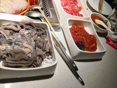 -海底捞火锅鲜切牛肉主题店(长寿路店)