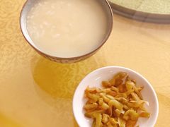 粥-德泉汤包大酒店