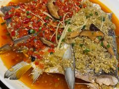 剁椒鱼头-嘉丰湘菜馆(芳群园店)