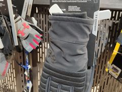 -UNDER ARMOUR(八达岭奥莱店)