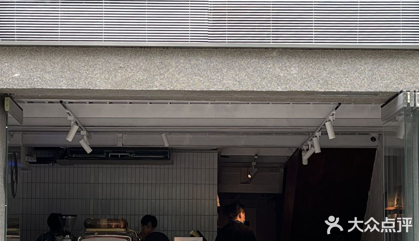 台州探店-氛围感hin足的黑胶唱片咖啡店