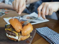 -ROAST coffee & eatery