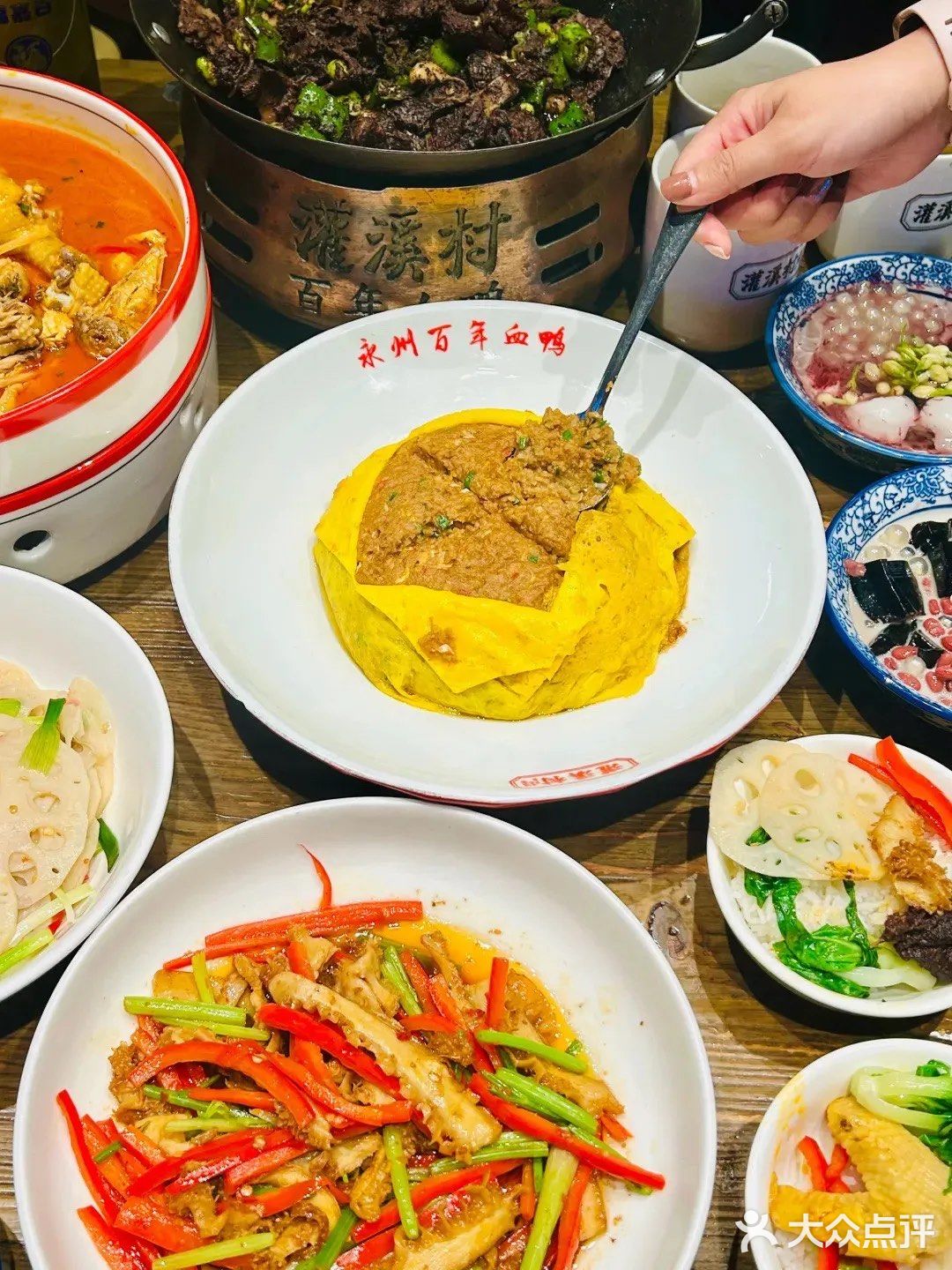 在长沙想吃地道的永州血鸭？那我只能说…..