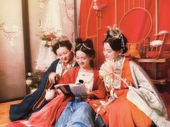 -翩若国风汉服体验馆