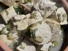 虾干老豆腐-吴越荣记苏州菜·松鼠桂鱼100%活鱼现做(斜塘老街店)