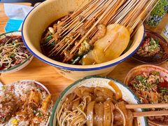 -拈签一笑黄牛肉辣卤串串