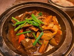 支竹牛腩煲-来龙里 精致 东南亚餐室(万象城店)