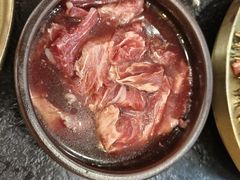 -臻牛烤肉