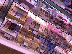 -巴黎贝甜(华堂新辰汇店)