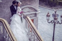 欧美时尚-巴黎婚纱摄影工作室