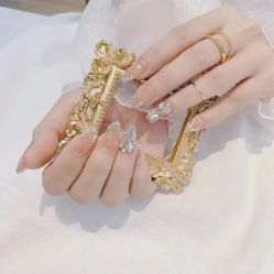 -悦指间美甲美睫