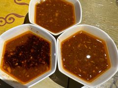 -琥珀老六龙虾(四里河店)