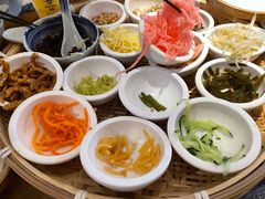 -包整·丝娃娃(一览甲秀楼风景店)