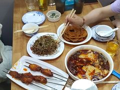 -花儿穆萨·烤肉餐厅(石马坪店)