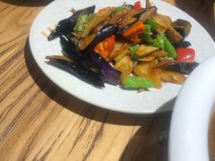 地三鲜-關東雪东北菜(中庚漫游城店)