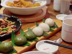 艾叶粑拼大肚粑-瑶王府·广西菜(金阳路店)