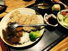 咖喱猪排饭定食-石屋料理(南京西路店)