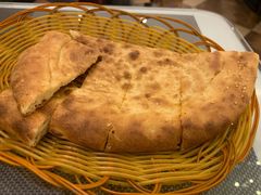 白馕-巴依老爷新疆美食(清华东门店)