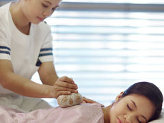 -Let’s Relax Spa(Terminal 21 Asok)