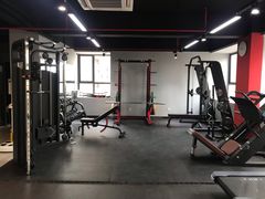 器械区-梦马健身工作室