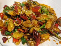 -嗨辣小聚·盘锦河蟹·海鲜烧烤龙虾(盘锦十年好店)