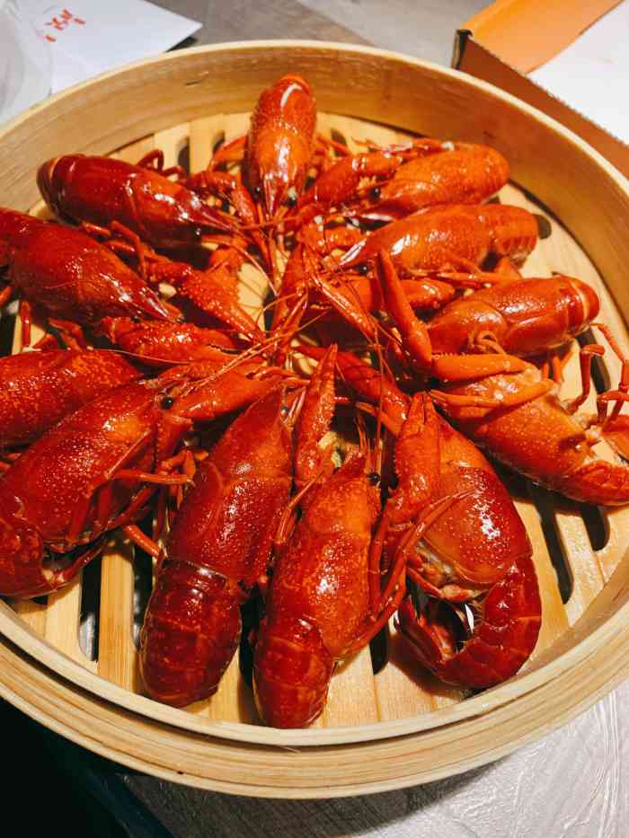 靓靓蒸虾(青山红坊里店)-"打卡武汉最好吃的小龙虾 为啥子这样说呢.