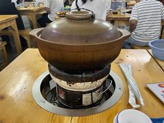 炭炉果鸡煲-威邵鸡煲(西华路总店)