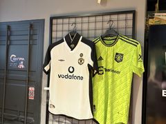 -京狮炙燥·精酿烧烤(首经贸店)